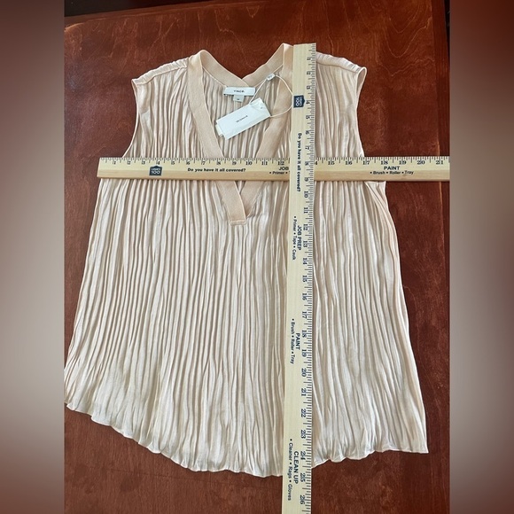 VINCE. Pleated Blouse Women’s S/P Sleeveless Silk Top V neck Dusty Rose NWT $295 - Picture 10 of 10